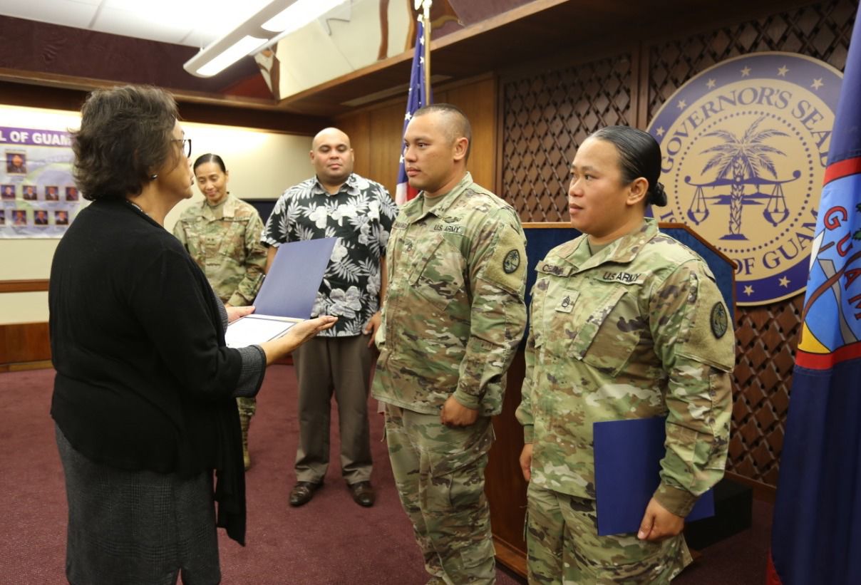 Magof Mondays: 2 Guam Guard soldiers recognized for rendering aid